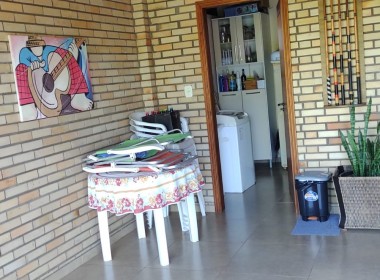 ad3d040e-3cf7-4cb6-bf28-0040f3413231